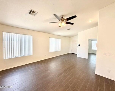 13740 W Keim Drive - Photo Thumbnail 4