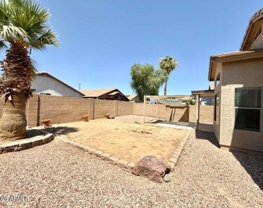 13740 W Keim Drive - Photo Thumbnail 22