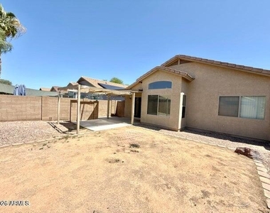 13740 W Keim Drive - Photo Thumbnail 21