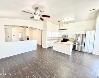 13740 W Keim Drive - Photo Thumbnail 8