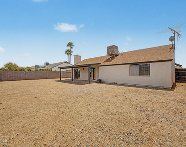 908 W Ross Avenue - Photo Thumbnail 30