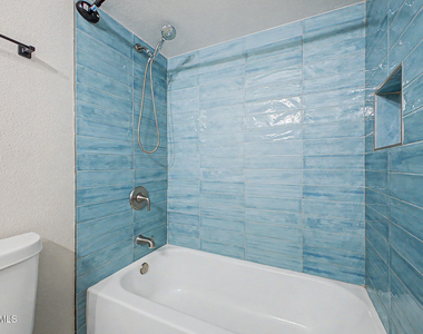 908 W Ross Avenue - Photo Thumbnail 26