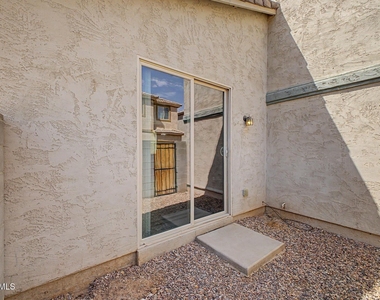 5452 W Fulton Street - Photo Thumbnail 30