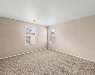 5452 W Fulton Street - Photo Thumbnail 16
