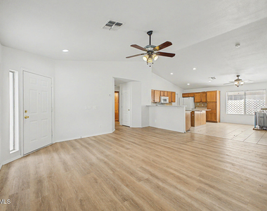 15665 W Carmen Drive - Photo Thumbnail 5