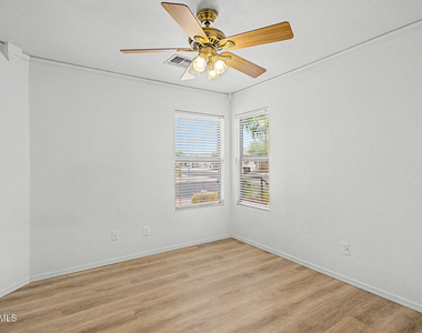 15665 W Carmen Drive - Photo Thumbnail 20