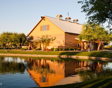 4172 E Santa Fe Lane - Photo Thumbnail 25