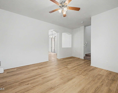 4172 E Santa Fe Lane - Photo Thumbnail 3