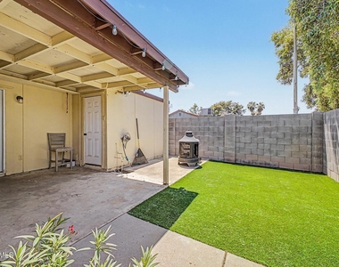 3646 N 69th Avenue - Photo Thumbnail 18