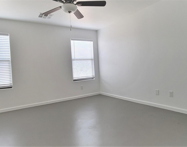 45556 W Amsterdam Road - Photo Thumbnail 28