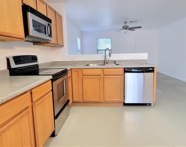 45556 W Amsterdam Road - Photo Thumbnail 3