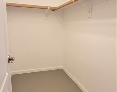 45556 W Amsterdam Road - Photo Thumbnail 32