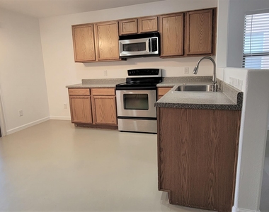 45556 W Amsterdam Road - Photo Thumbnail 4