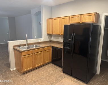 46156 W Barbara Lane - Photo Thumbnail 4