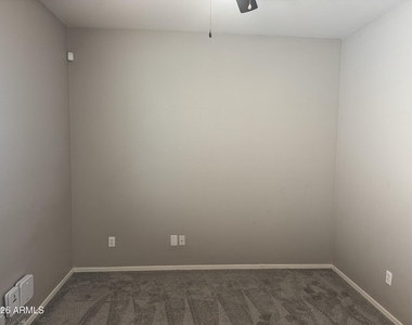 46156 W Barbara Lane - Photo Thumbnail 13