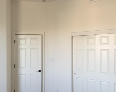 1502 E Dunlap Avenue - Photo Thumbnail 17