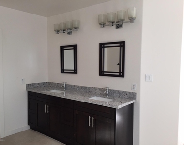 1502 E Dunlap Avenue - Photo Thumbnail 14
