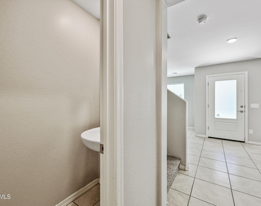 8047 W Albeniz Place - Photo Thumbnail 13