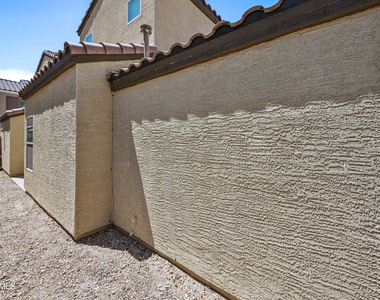 8047 W Albeniz Place - Photo Thumbnail 23