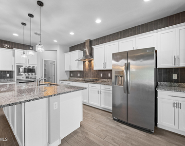 18436 W Carlota Lane - Photo Thumbnail 8