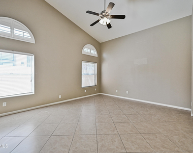3830 E Tanglewood Drive - Photo Thumbnail 12