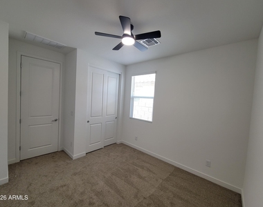 2152 W Rutledge Avenue - Photo Thumbnail 13