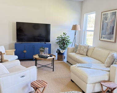 6714 Rumine Circle - Photo Thumbnail 2