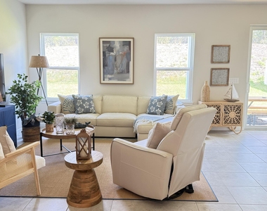 6714 Rumine Circle - Photo Thumbnail 1