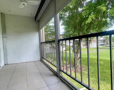 1801 Nw 75th Avenue - Photo Thumbnail 8