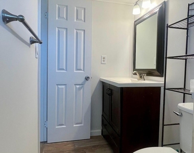 1801 Nw 75th Avenue - Photo Thumbnail 6
