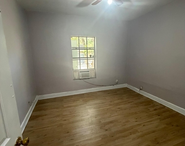 420 Lilac Court - Photo Thumbnail 6
