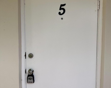 1791 Juno Road - Photo Thumbnail 7