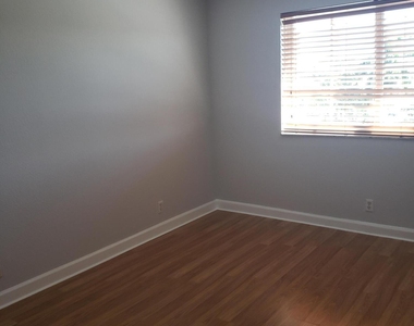222 Bayfront Drive - Photo Thumbnail 14