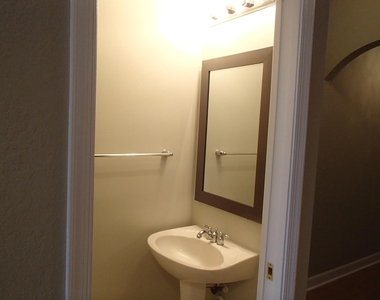 222 Bayfront Drive - Photo Thumbnail 8