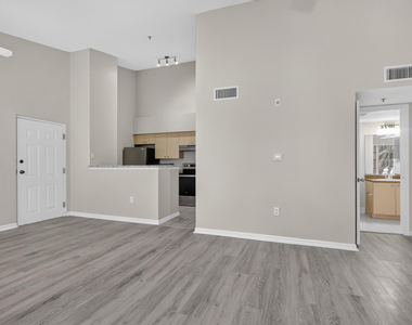 4271 San Marino Boulevard - Photo Thumbnail 16