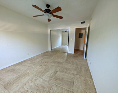 1470 N Dixie Highway N - Photo Thumbnail 37