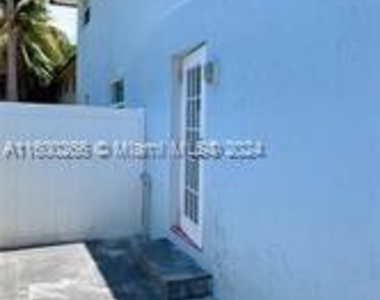 1470 N Dixie Highway N - Photo Thumbnail 20