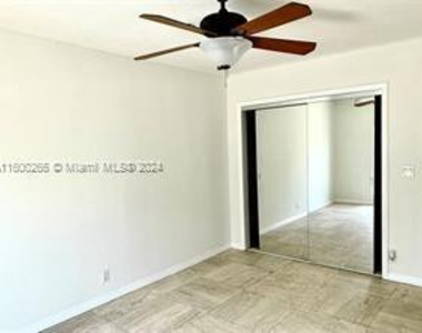 1470 N Dixie Highway N - Photo Thumbnail 15