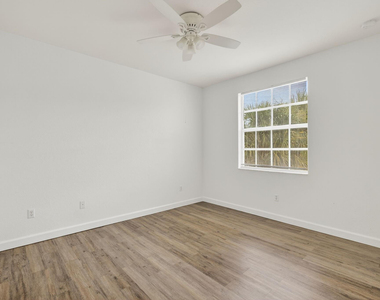 7029 Ambrosia Lane - Photo Thumbnail 16