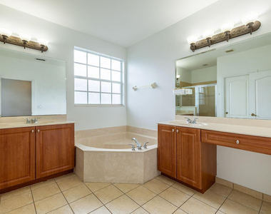 7029 Ambrosia Lane - Photo Thumbnail 11