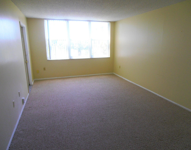 9451 Evergreen Place - Photo Thumbnail 2