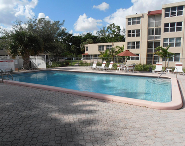 9451 Evergreen Place - Photo Thumbnail 5