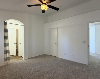 43036 W Anne Lane - Photo Thumbnail 11