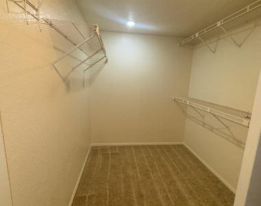 1244 W Sand Dune Drive - Photo Thumbnail 12