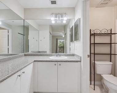 350 Crestwood Circle - Photo Thumbnail 11