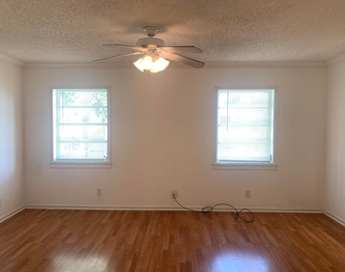 3951 Ne 18th Avenue - Photo Thumbnail 9