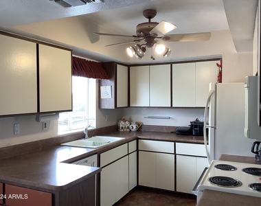 4444 E Paradise Village Parkway N - Photo Thumbnail 2