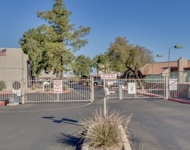 4444 E Paradise Village Parkway N - Photo Thumbnail 18