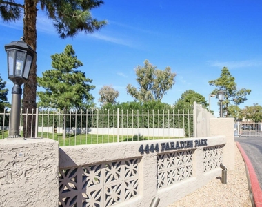 4444 E Paradise Village Parkway N - Photo Thumbnail 17