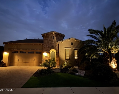 12923 W Roy Rogers Road - Photo Thumbnail 4